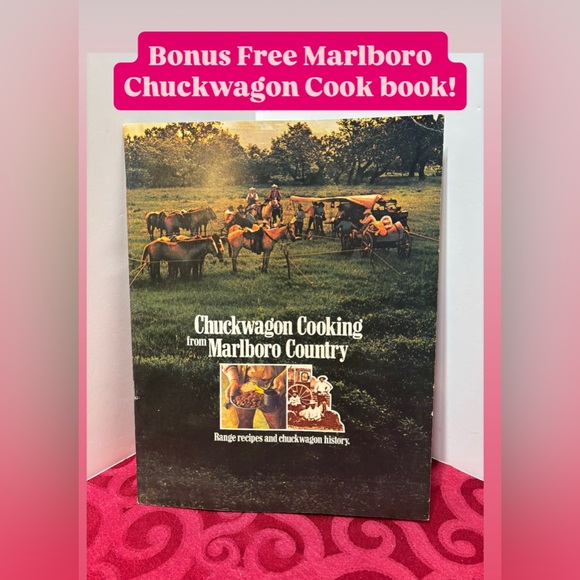 Vintage Small Marlboro Duffel Bag  - (1980's/1990's)(free Marlboro cookbook) - Picture 13 of 16